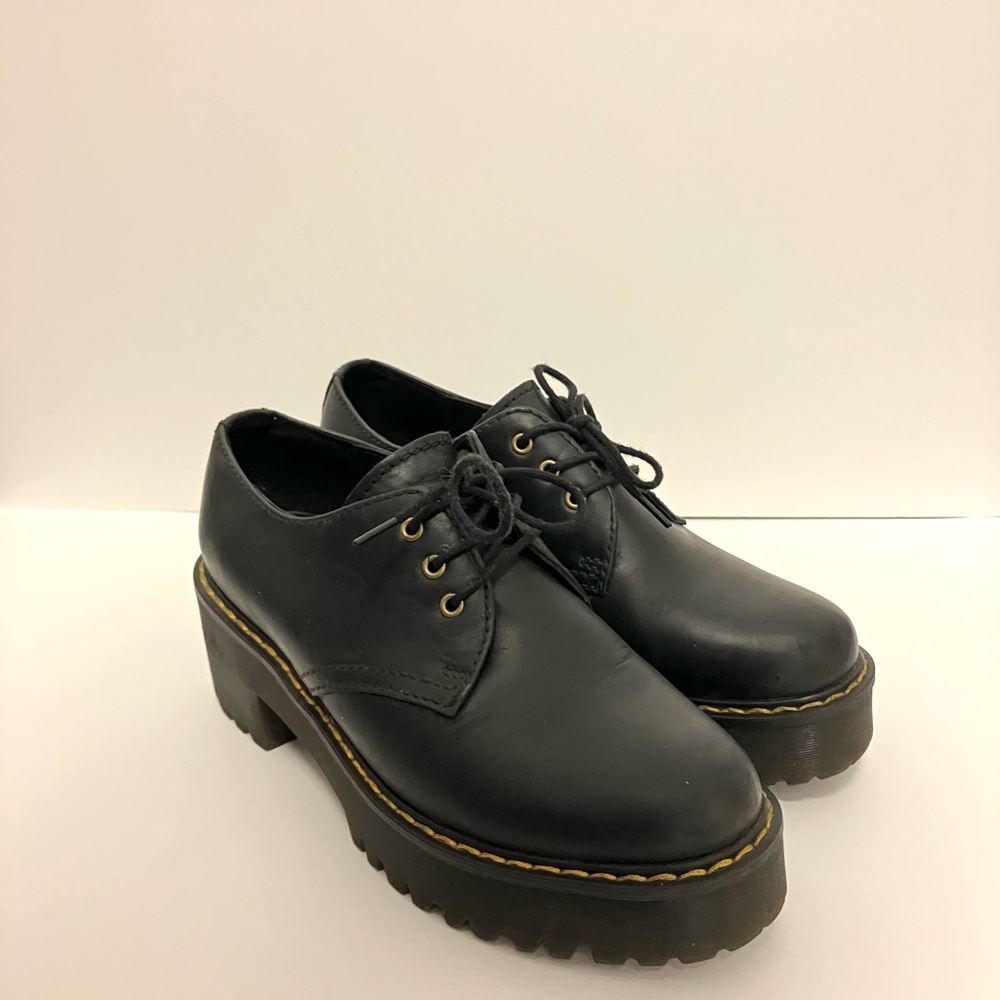 Dr. Martens Black Shriver Low Platforms Oxfords with Rugged Sole US 6